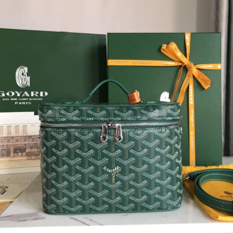 Go*ard cosmetic bags